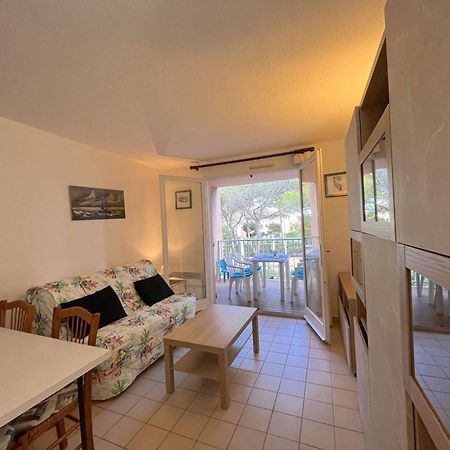 Studio Cabine Avec Piscine, Tennis Et Parking A 400M De La Plage - 4 Couchages, Saint-Aygulf - Fr-1-226A-89 Сен-Глф Экстерьер фото